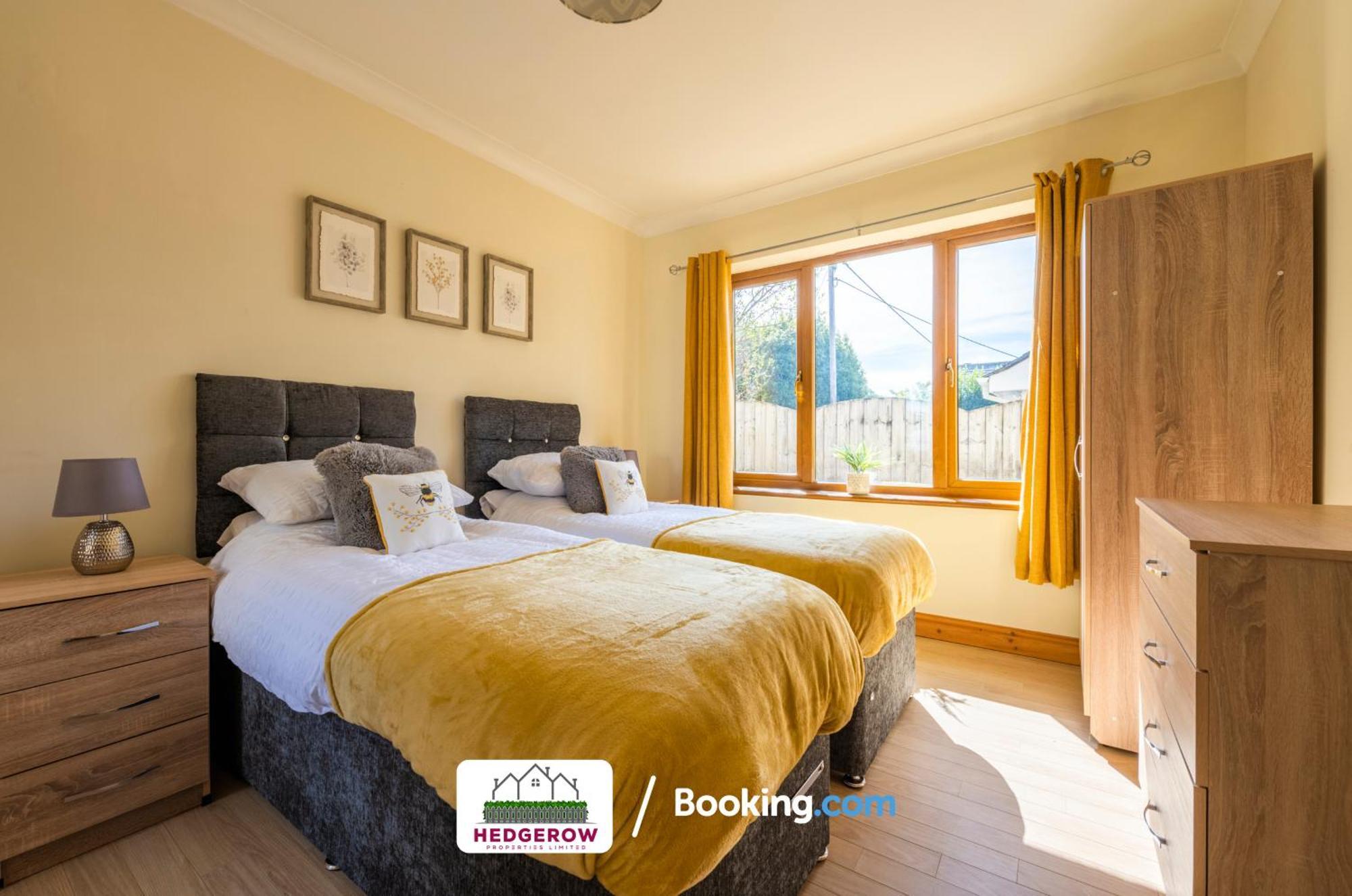 Last-Minute Specials L Don'T Wait ! Book Today For 13 Gorgeous 5 Bed Truro Retreat By Hedgerow エクステリア 写真